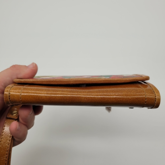 SHARIF | Artistic Expressions leather hand painted maple leaf floral wallet - Picture 8 of 11